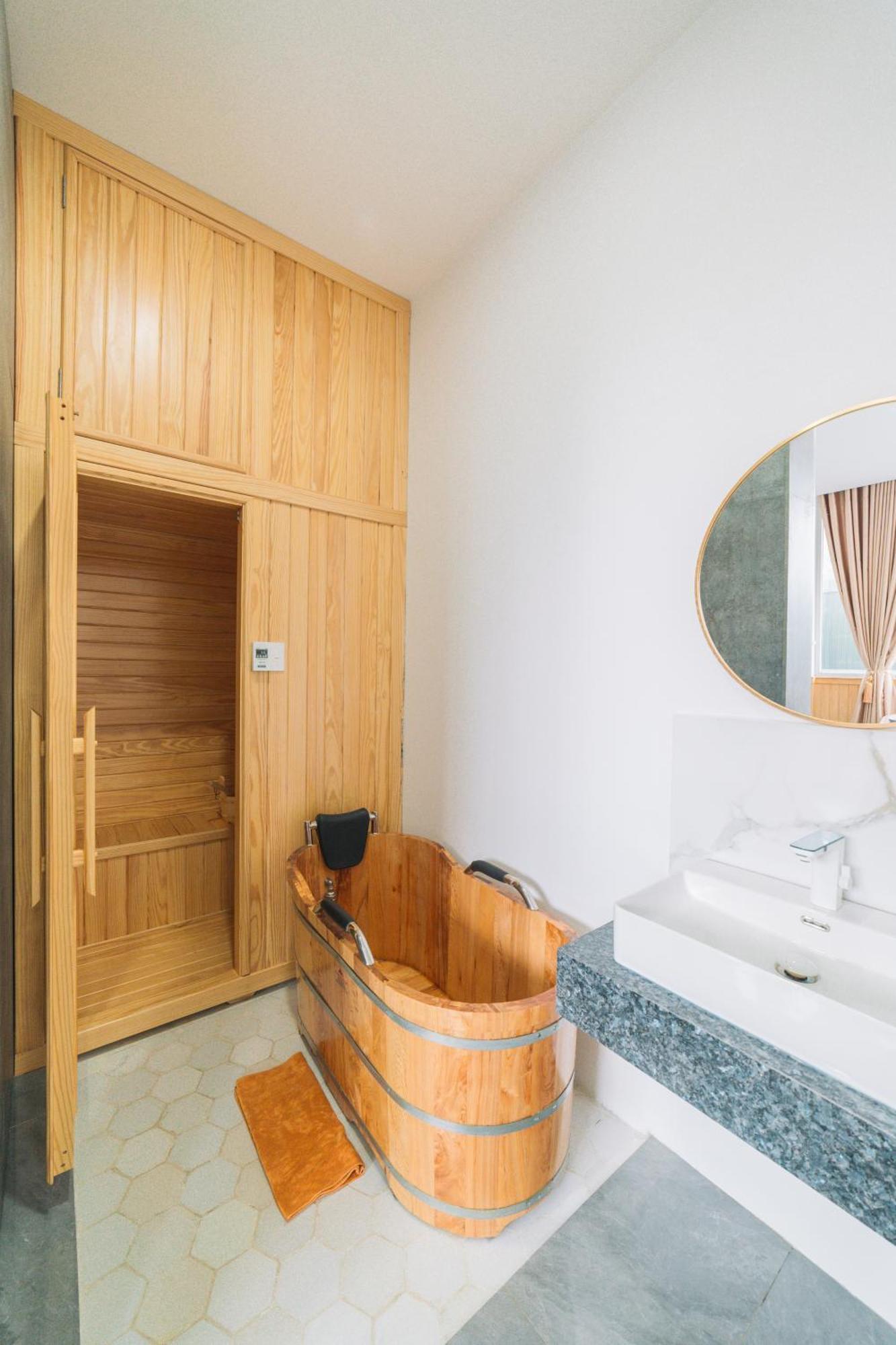 Quy Tai Premium Hotel Da Lat Eksteriør billede